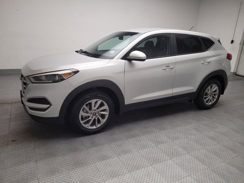 Used 2018 Hyundai Tucson SE FWD image 2