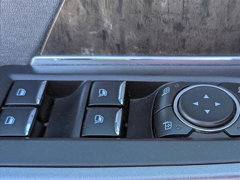 Used 2023 Ford F250 Lariat w/ Sport Appearance Package image 10