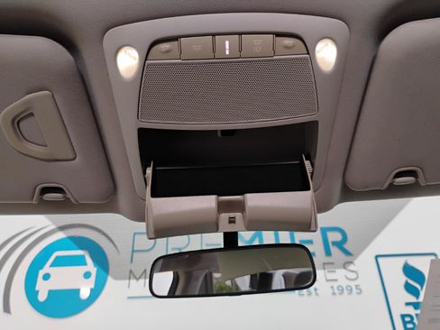 Used 2015 Nissan Rogue S FWD image 50