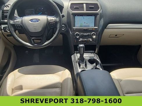 Used 2018 Ford Explorer XLT w/ Equipment Group 202A FWD image 20