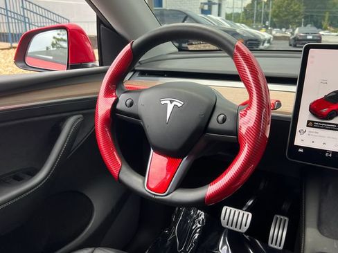 Used 2022 Tesla Model Y Performance AWD/4WD image 15