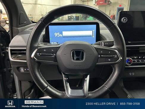 Used 2025 Honda Prologue Touring image 16