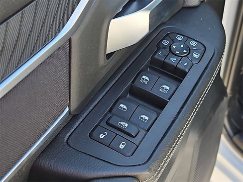 New 2025 RAM 3500 Big Horn image 13