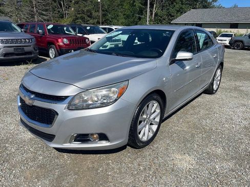 Used 2015 Chevrolet Malibu LT FWD image 1
