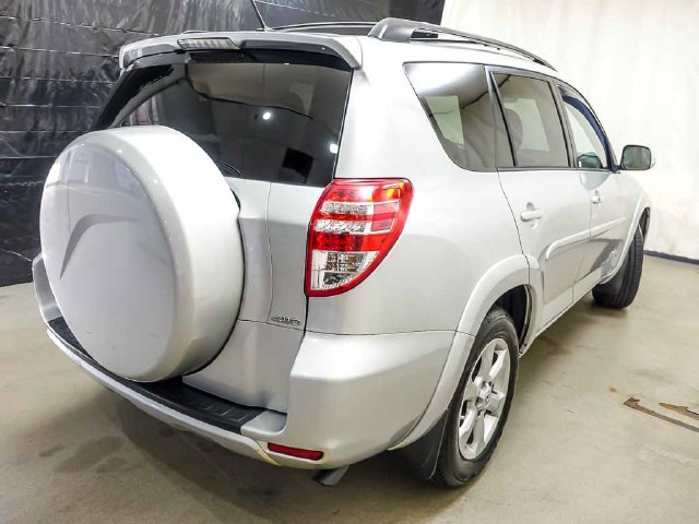 Used 2011 Toyota RAV4 Limited w/ Limited Extra Value Pkg AWD/4WD image 7