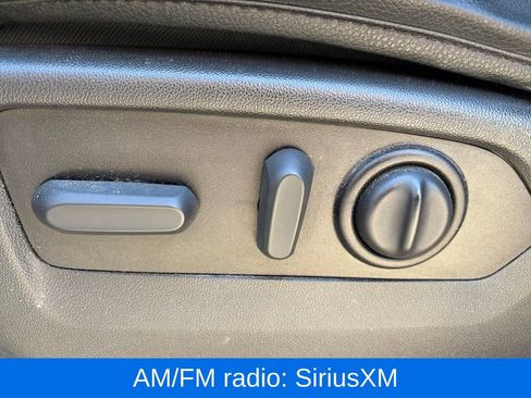 Used 2022 Chevrolet Silverado 1500 Custom w/ LPO, Dark Essentials Package AWD/4WD image 14