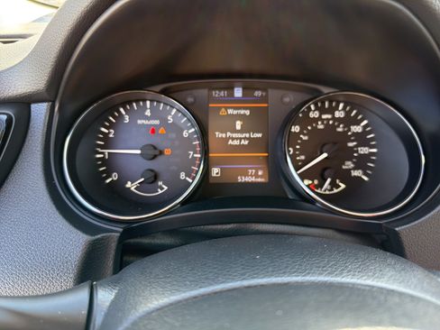 Used 2020 Nissan Rogue Sport SL w/ Premium Package image 10