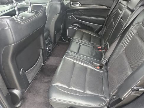 Used 2018 Jeep Grand Cherokee SRT image 14