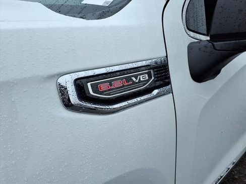 Used 2024 GMC Sierra 1500 Denali w/ Denali Reserve Package AWD/4WD image 16