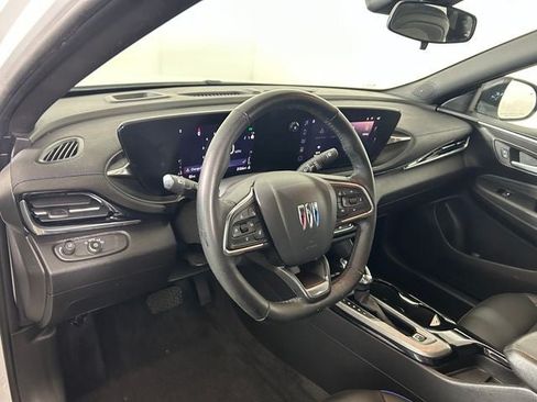 Used 2024 Buick Envista Sport Touring w/ Convenience I Package FWD image 13