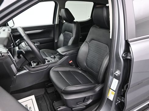 Certified 2024 Ford Ranger Lariat w/ FX4 Off-Road Package image 11