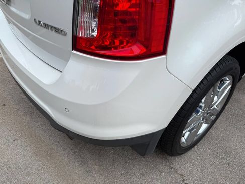 Used 2013 Ford Edge Limited w/ Driver Entry Pkg FWD image 20