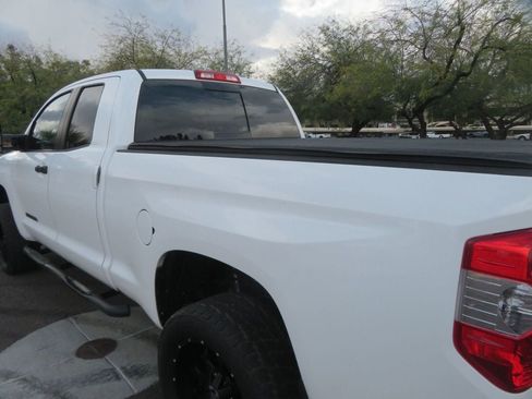 Used 2014 Toyota Tundra SR5 image 7