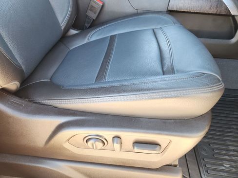 Used 2023 GMC Sierra 2500 Denali w/ Denali Ultimate Package image 28