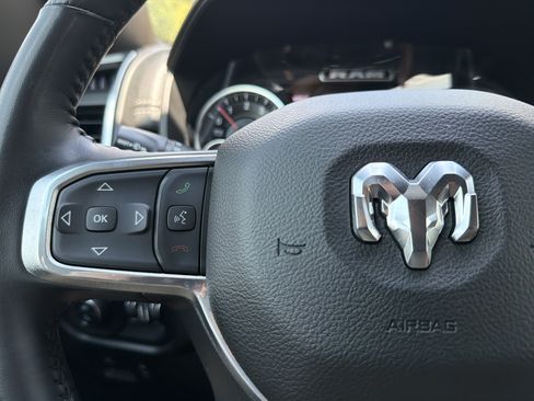 Used 2023 RAM 1500 Laramie RWD image 29