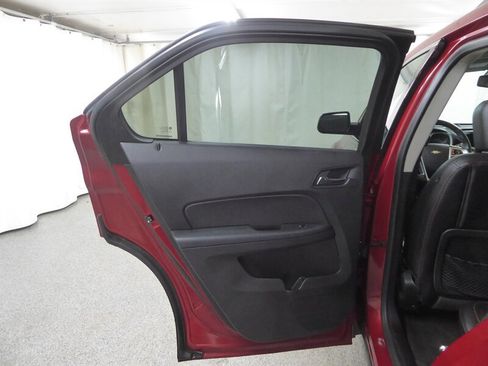 Used 2015 Chevrolet Equinox LTZ image 27