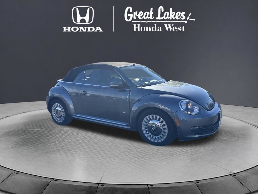 Used 2015 Volkswagen Beetle 1.8T FWD image 2