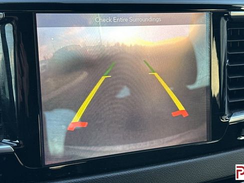 Used 2019 Chrysler Pacifica Touring Plus w/ S Appearance Package image 28