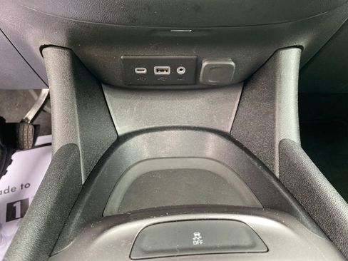 Used 2023 Chevrolet Malibu LS FWD image 24