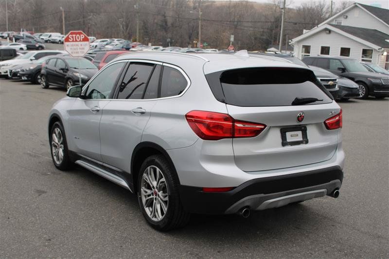 Used 2016 BMW X1 xDrive28i w/ Premium Package AWD/4WD image 5