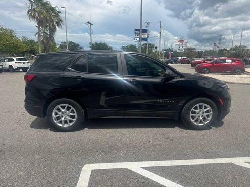 Used 2022 Chevrolet Equinox LS FWD image 5