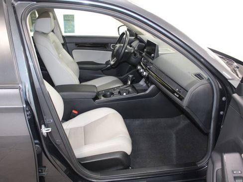 Used 2024 Honda Civic EX-L image 26