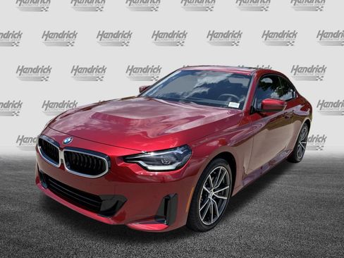 Used 2025 BMW 230i xDrive Coupe w/ Convenience Package image 5