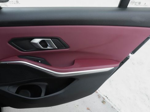 Used 2025 BMW 330i Sedan RWD image 32
