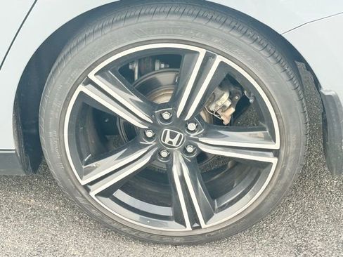 Used 2023 Honda Accord Sport image 5