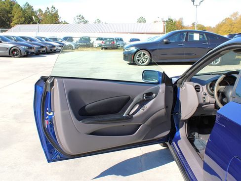 Used 2000 Toyota Celica GT image 23