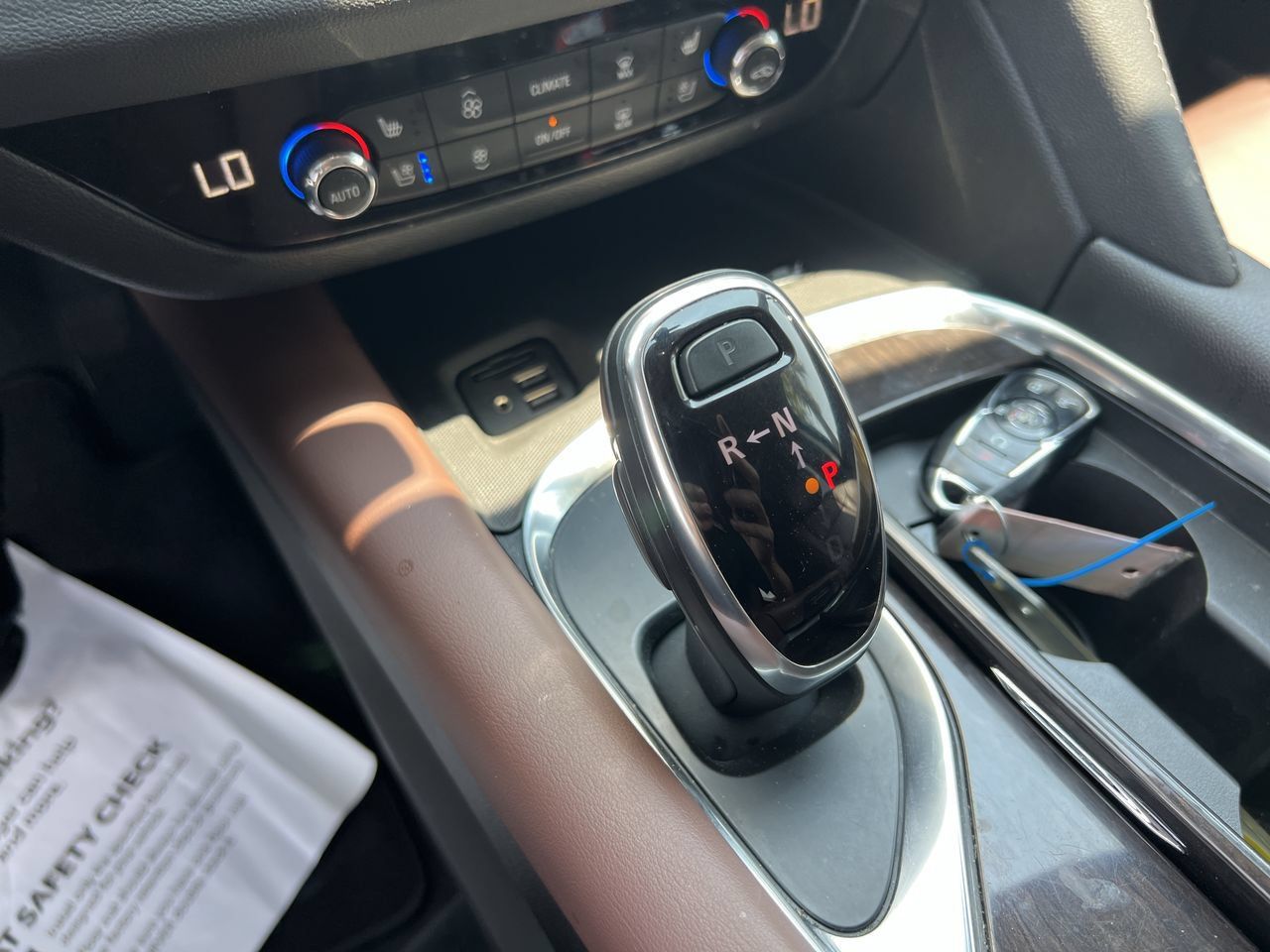 Used 2021 Buick Enclave Avenir w/ Avenir Technology Package AWD/4WD image 26