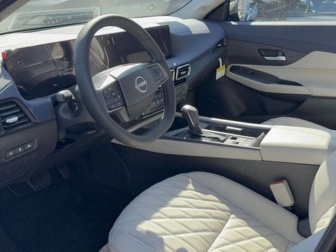 New 2026 Nissan Sentra SL w/ Floor Mat Package FWD image 30