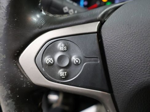 Used 2017 Chevrolet Colorado Z71 image 30