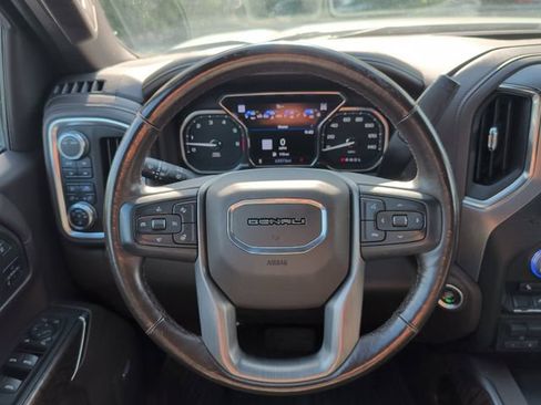 Used 2022 GMC Sierra 1500 Denali w/ Driver Alert Package II AWD/4WD image 12