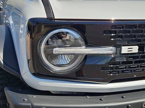 Used 2024 Ford Bronco Wildtrak AWD/4WD image 11