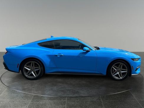 Used 2024 Ford Mustang Coupe RWD image 10