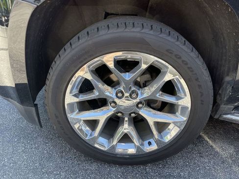 Used 2018 GMC Yukon Denali w/ Open Road Package AWD/4WD image 2