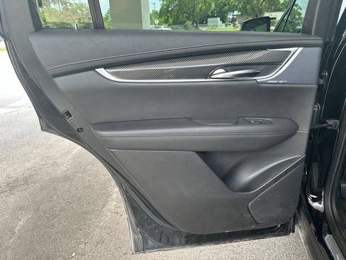 Certified 2024 Cadillac XT6 Sport w/ LPO, Floor Liner Package AWD/4WD image 26