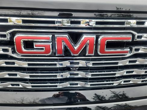 New 2026 GMC Canyon Denali image 28