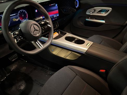 New 2027 Mercedes-Benz CLA 220 image 9