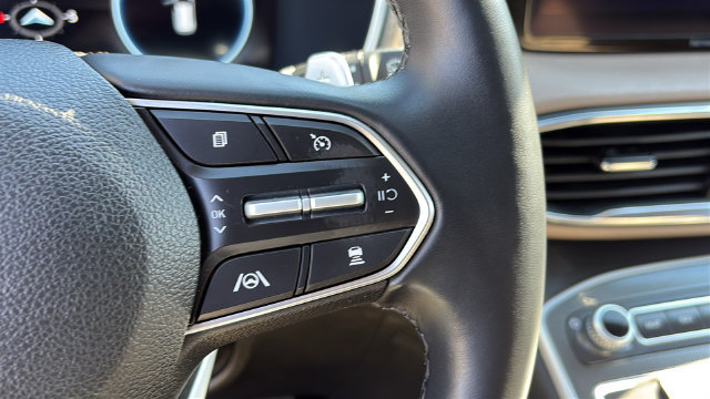 Used 2023 Hyundai Santa Fe Limited AWD/4WD image 15