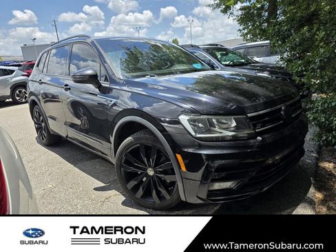 Used 2021 Volkswagen Tiguan SE R-Line FWD image 1