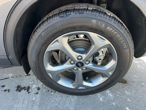 Used 2025 Ford Escape ST-Line w/ Tech Pack #1 image 9