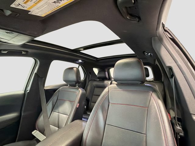 Certified 2023 Chevrolet Equinox RS w/ RS Leather Package AWD/4WD image 17