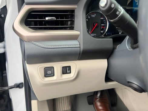 Used 2020 GMC Acadia Denali w/ Trailering Package AWD/4WD image 15