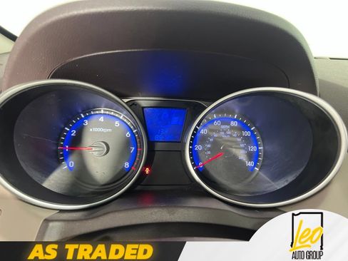 Used 2011 Hyundai Tucson GL FWD image 16
