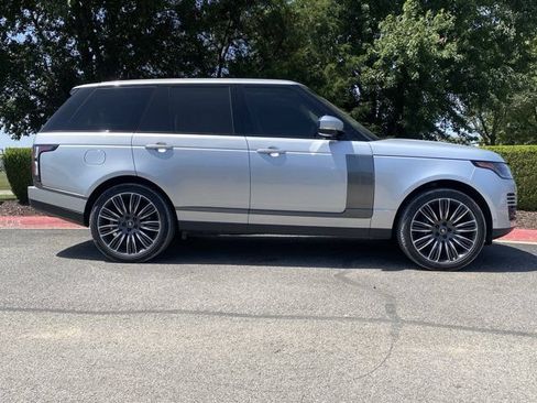 Used 2020 Land Rover Range Rover HSE AWD/4WD image 2