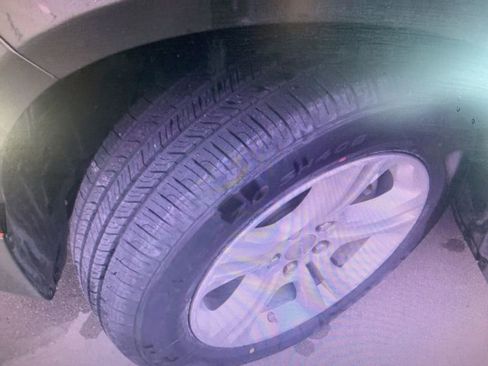 Used 2023 Dodge Charger SXT image 7