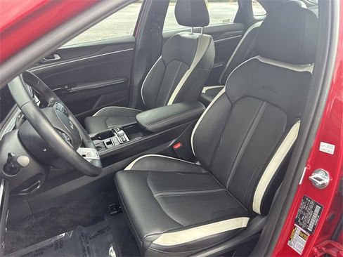 Certified 2025 Kia K5 GT-Line image 14