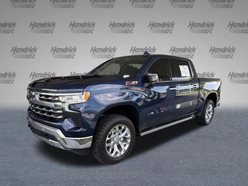 Used 2023 Chevrolet Silverado 1500 LTZ w/ LTZ Premium Package AWD/4WD image 4